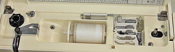 JANOME 004.jpg